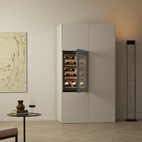 Винные шкафы WineCooler V4000 90 WC4T-51102 L черное стекло — фото 3